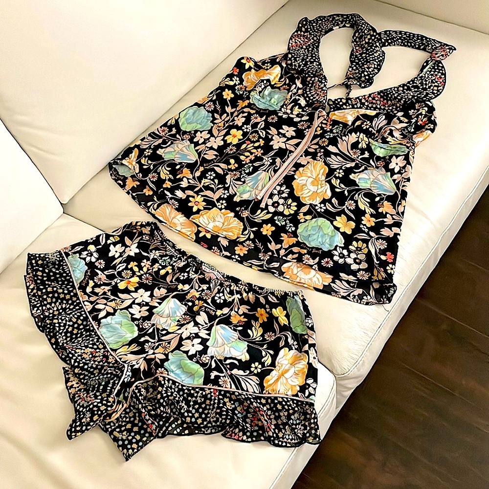 Babydoll pajama set L top S shorts Victoria’s Secret black ruffle polka floral